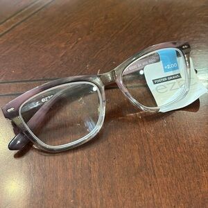 Foster Grant ez2c reading glasses. New with tags.